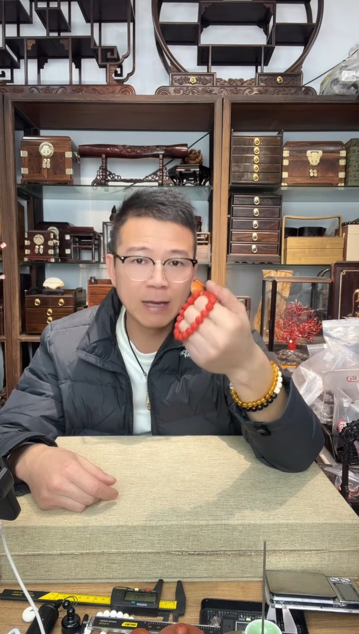 乌木类书架283朱砂雕刻马1.0单圈手串