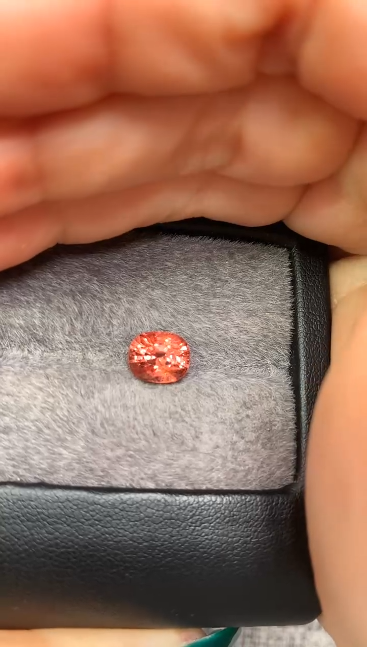 【闪购商品】定制尖晶石裸石未镶嵌枕型 日落色调 2.46ct