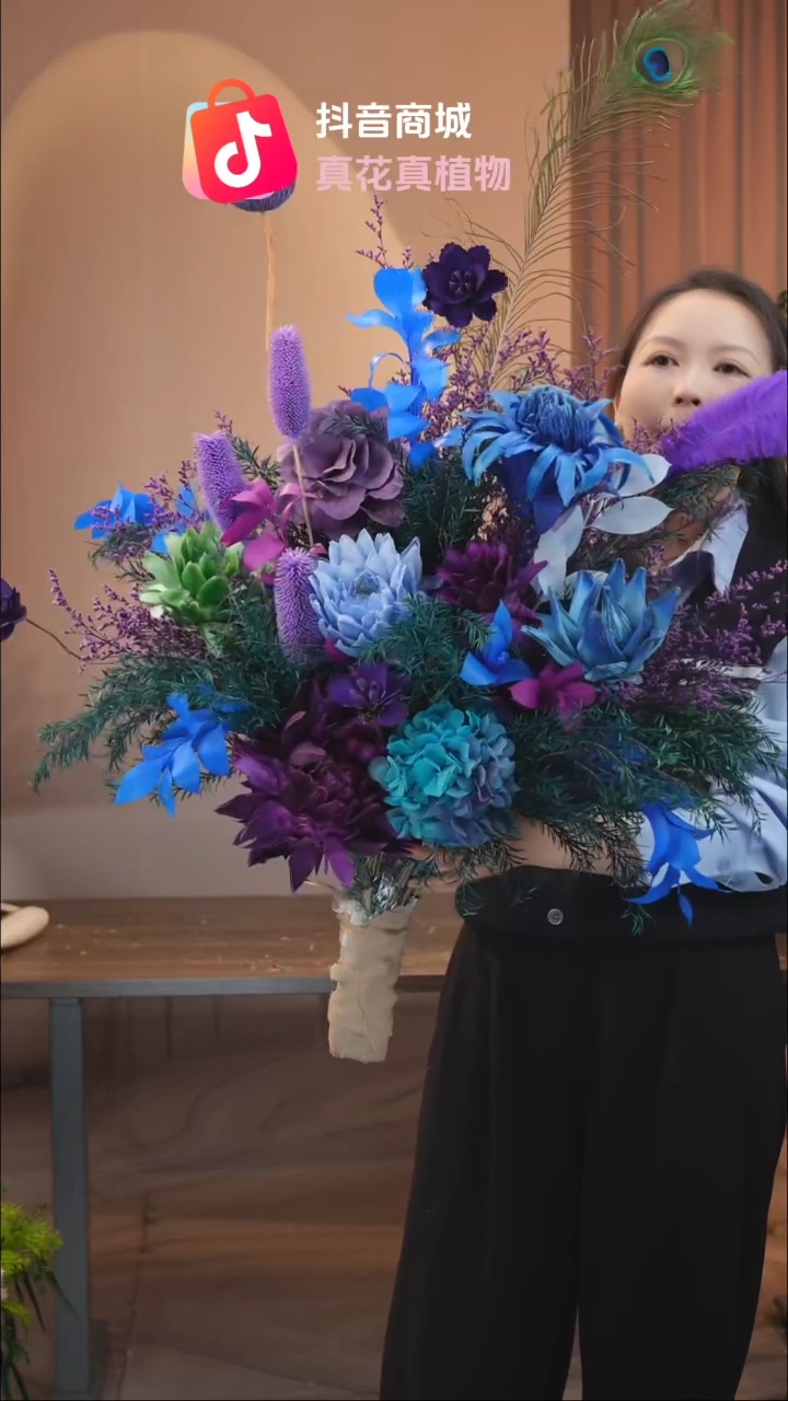 藤：单花束不带花瓶