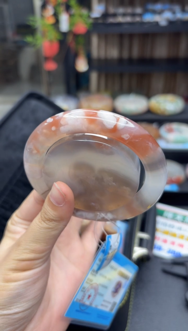 【闪购商品】石英质玉手镯未镶嵌858（59圈赠送镯心）