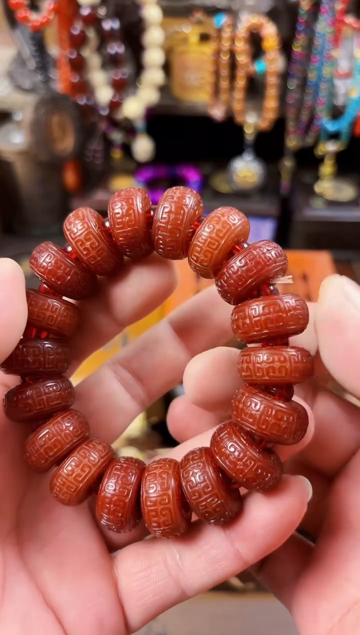 未镶嵌蜜蜡耳饰------------------