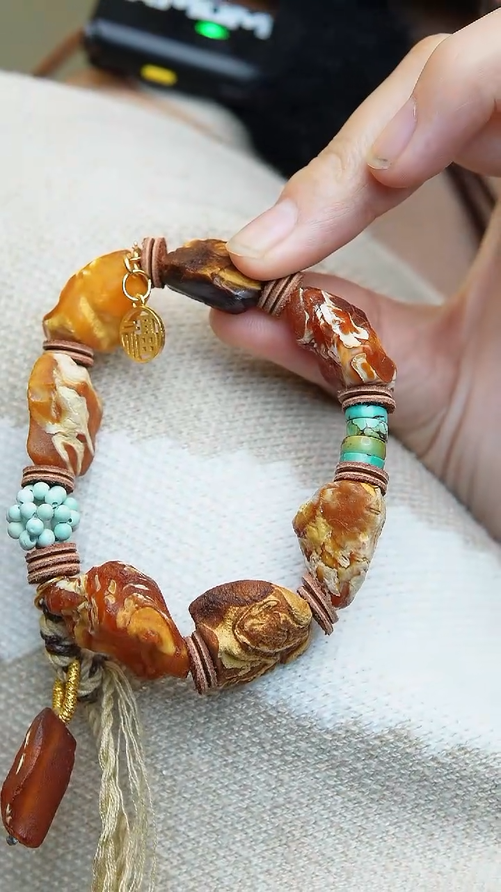 【闪购商品】蜜蜡裸石未镶嵌原石