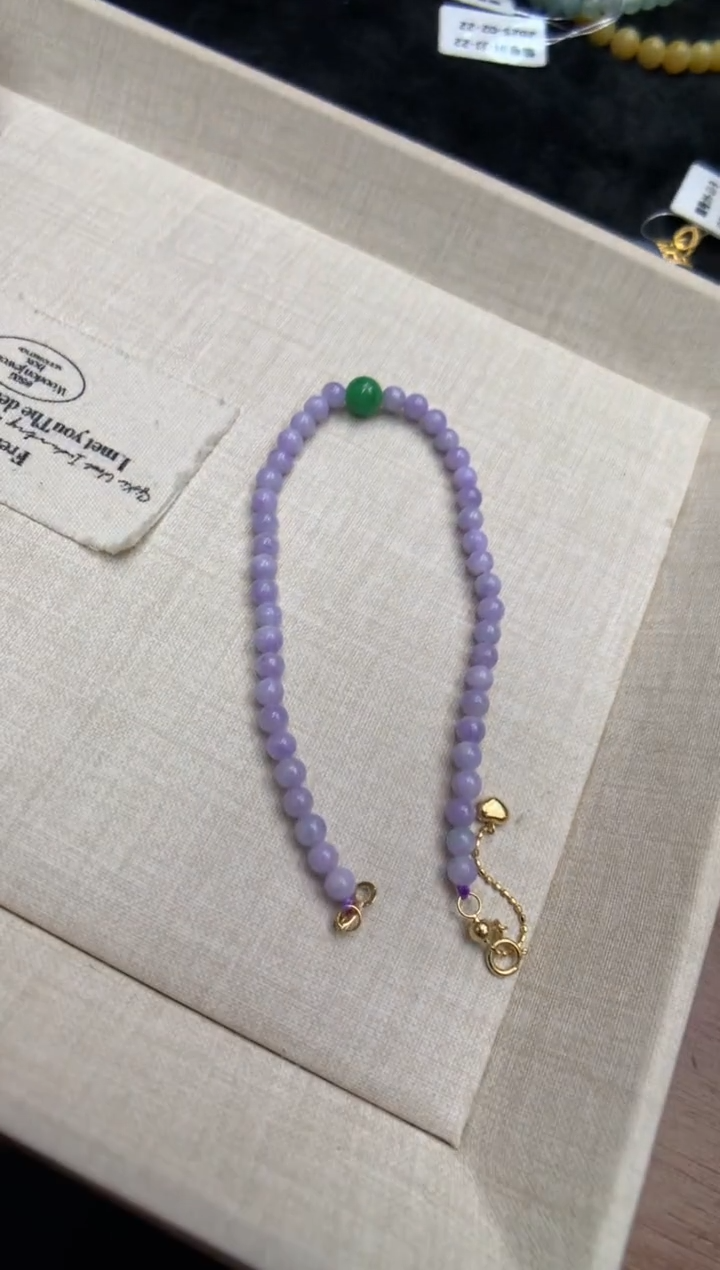 【闪购商品】翡翠颈饰未镶嵌手串