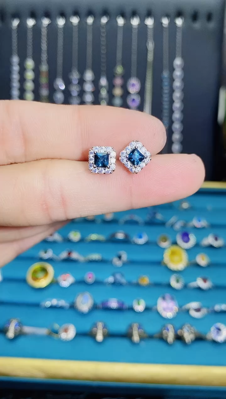 【闪购商品】托帕石耳饰银S925镶嵌1121