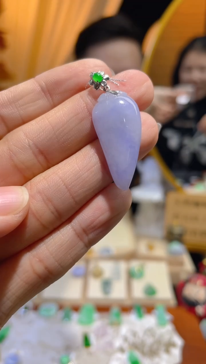 【闪购商品】翡翠颈饰18K金镶嵌假一赔三