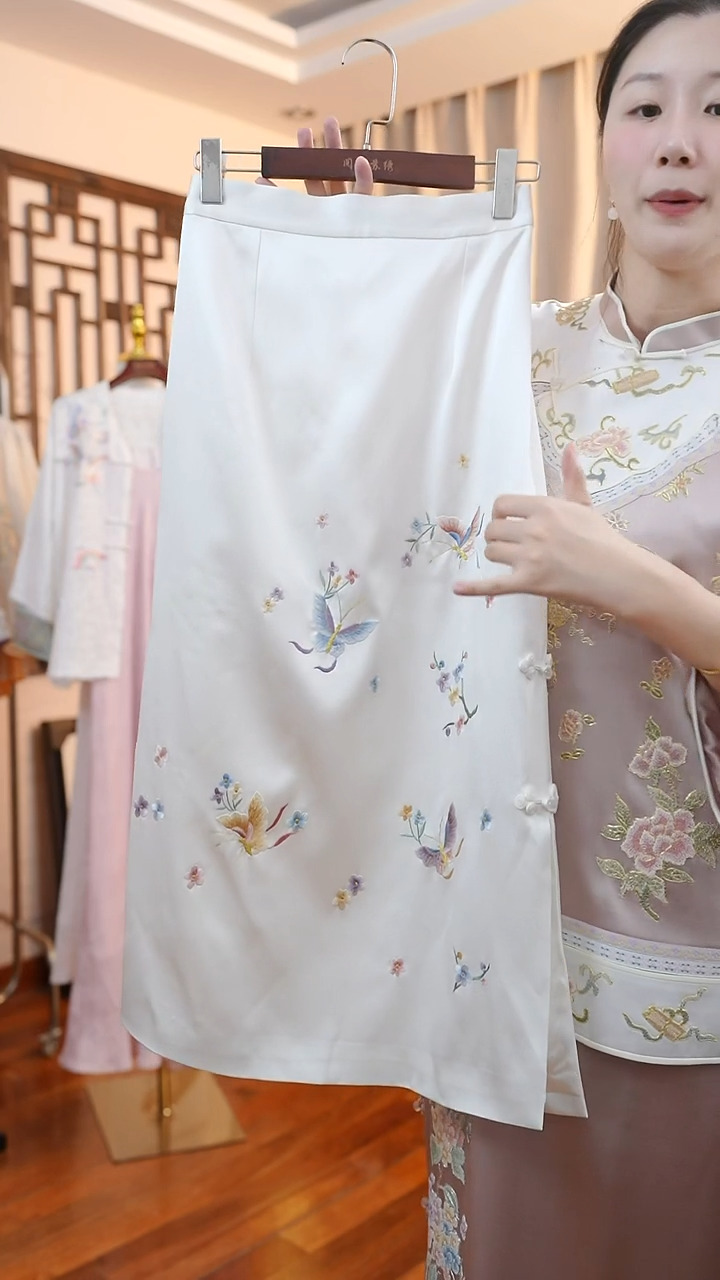 刺绣桑蚕丝非遗苏绣服饰