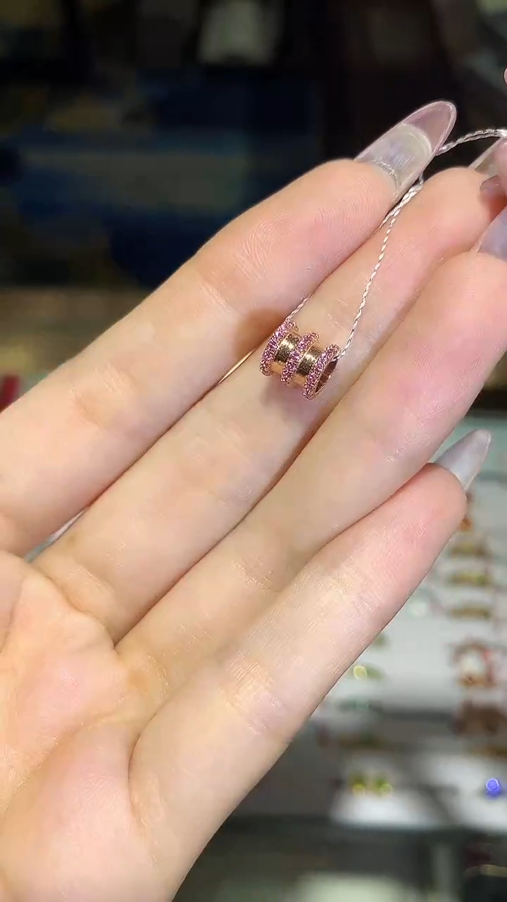 【闪购商品】蓝宝石吊坠18K金镶嵌粉色蓝宝石吊坠