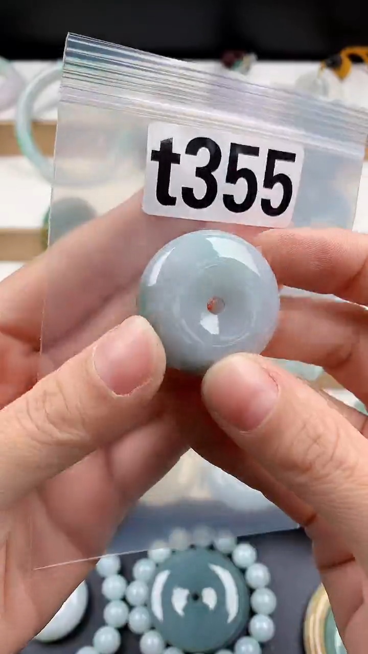 颈饰未镶嵌翡翠天然翡翠吊坠挂件