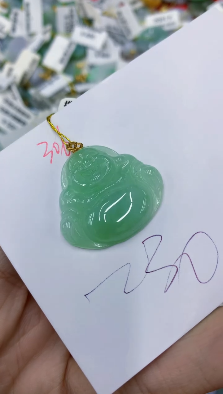 颈饰18K金镶嵌翡翠11111111111