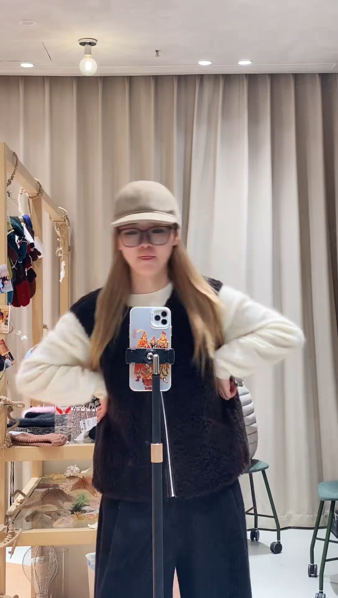 羊毛燕麦色绒面鸭舌帽