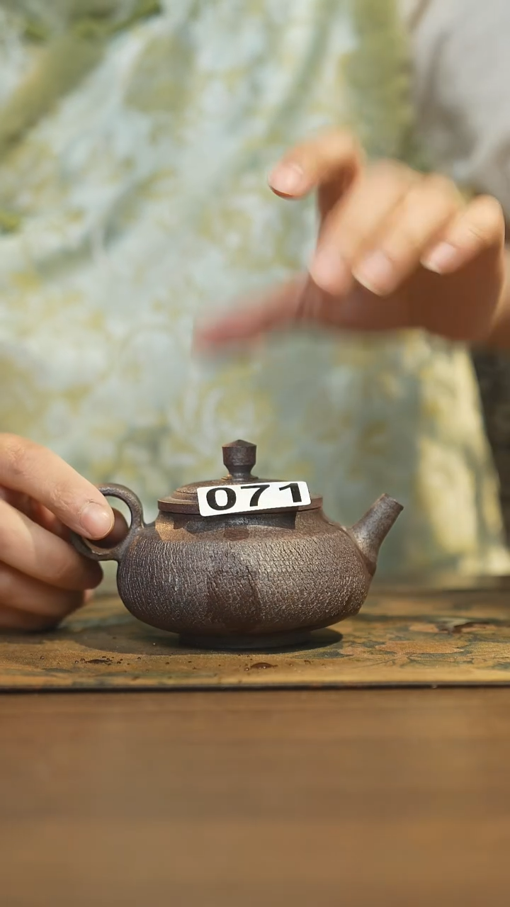 【闪购商品】其他陶瓷茶器手工壶071