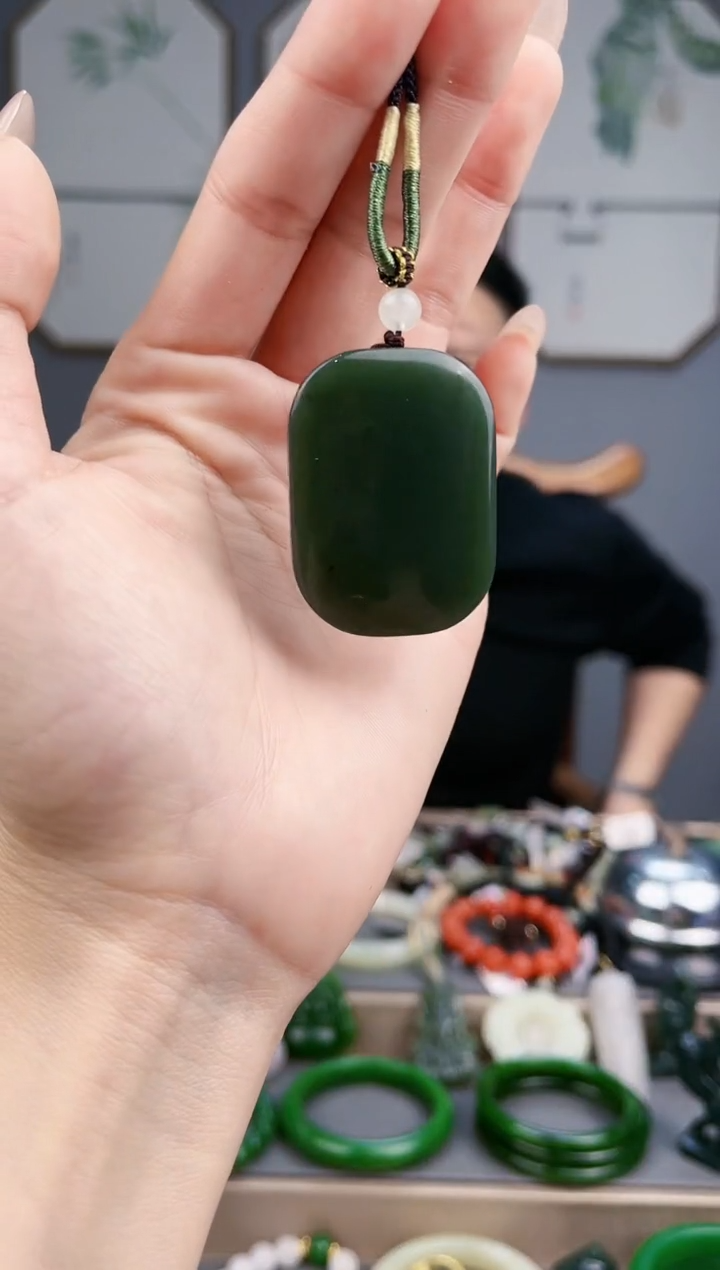 【闪购商品】和田玉颈饰未镶嵌AA多样性发货 拍一发一