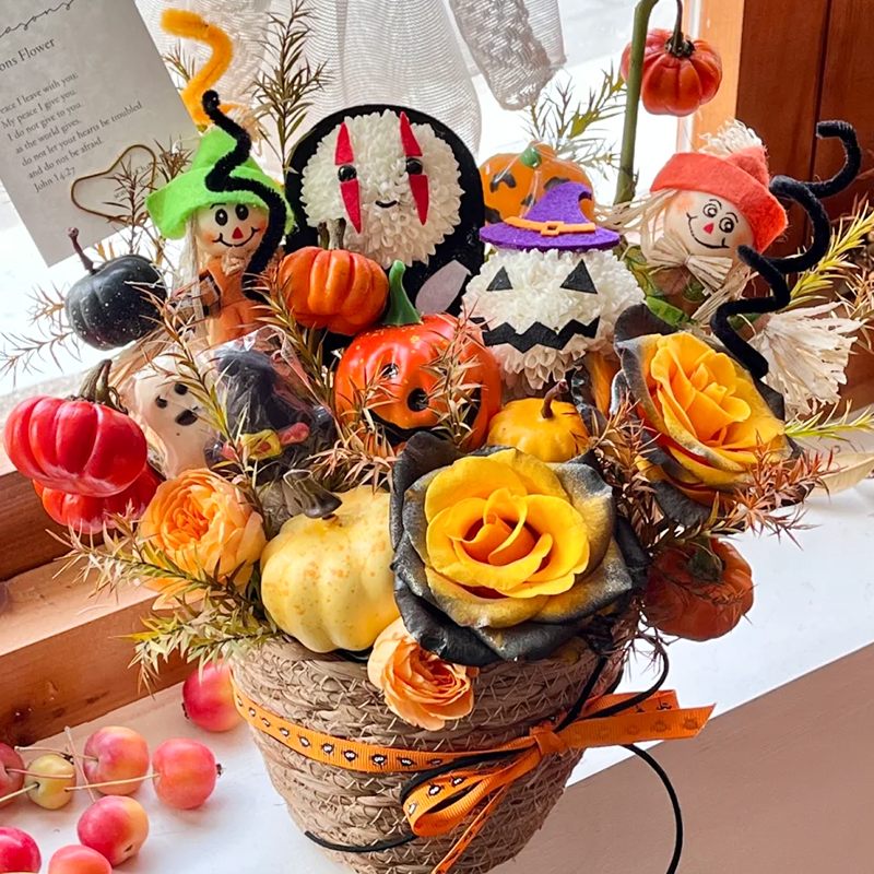 【女巫的吻】2枝乒乓菊2枝黄玫瑰喷色南瓜头南瓜混搭抱抱桶鲜花小时达万圣夜万圣节送男友送女友鲜花店送花上门