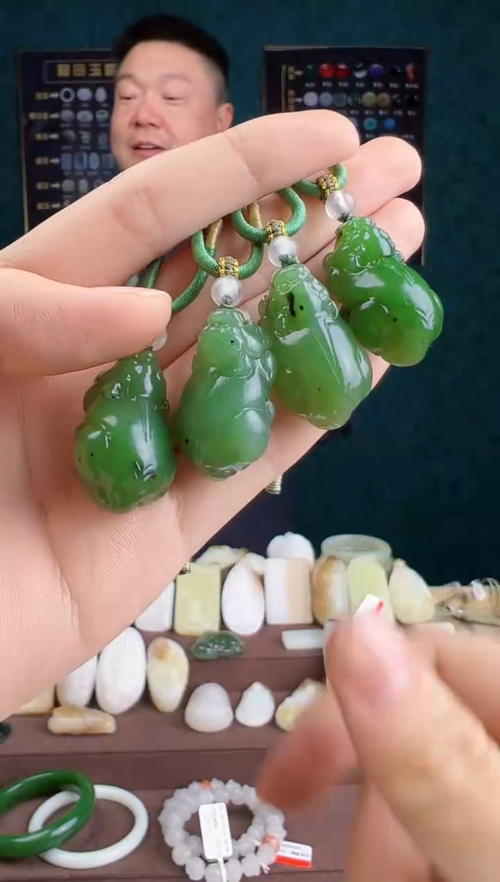 【闪购商品】和田玉颈饰未镶嵌ZZ 拍一发一 多样性发货