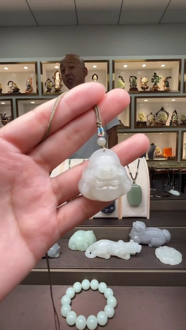 颈饰未镶嵌和田玉苏