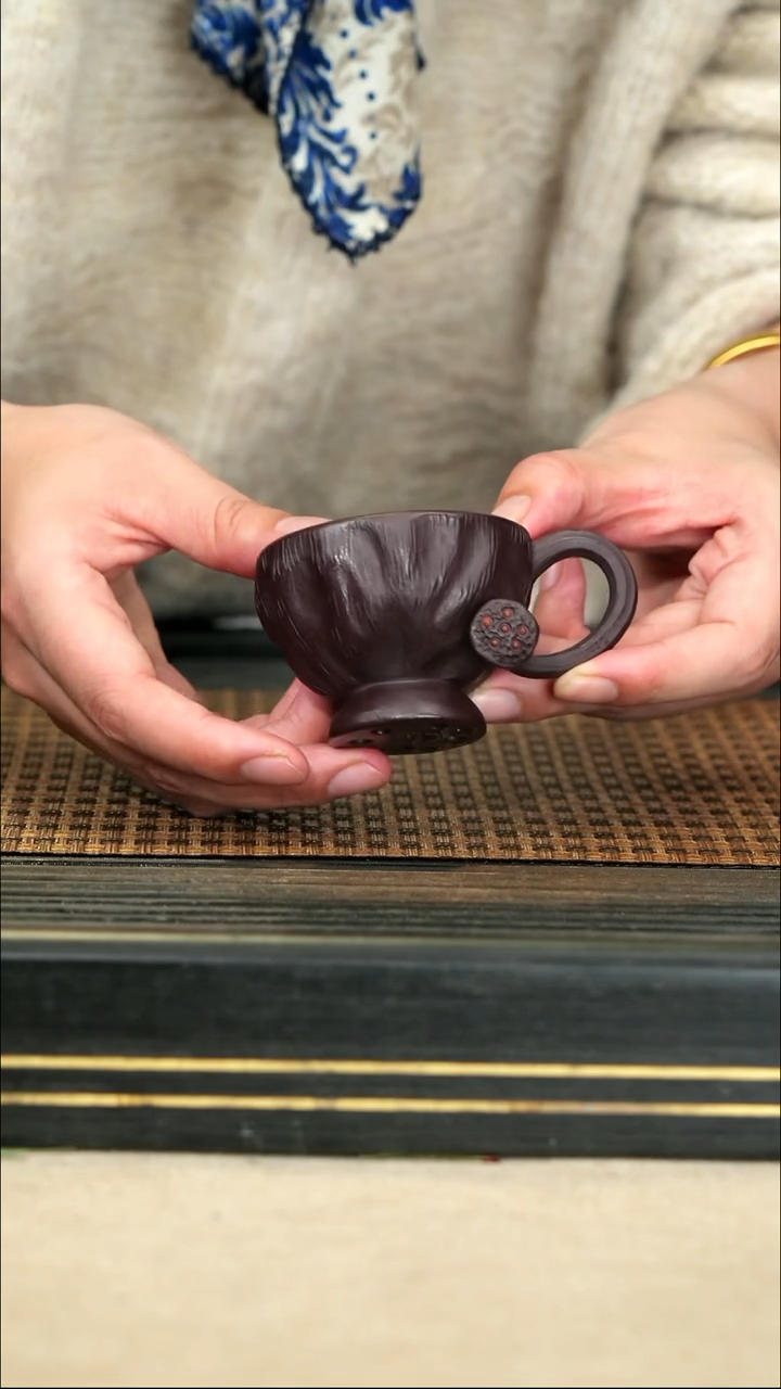 【闪购商品】紫砂茶壶80高足莲把杯 紫泥