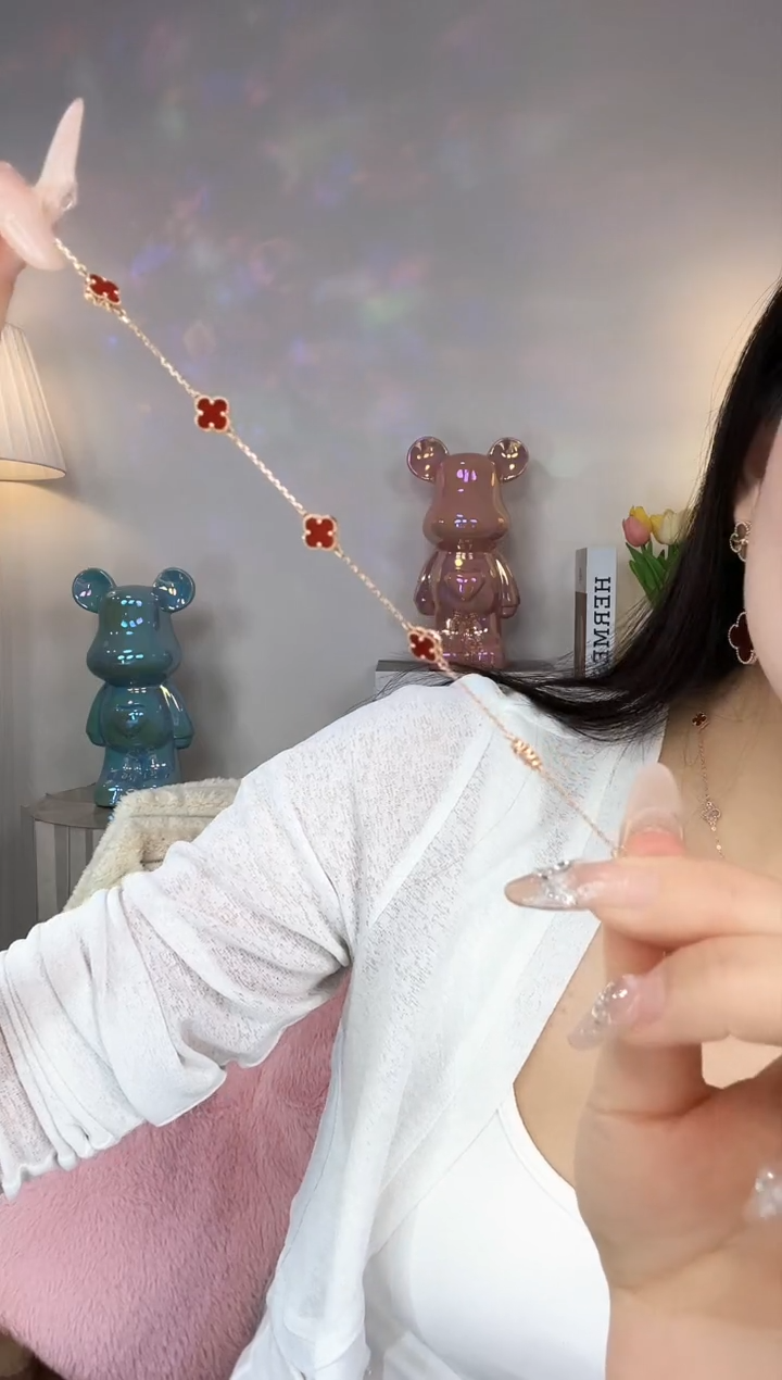 【闪购商品】玛瑙/玉髓手链18K金镶嵌18K红花手链