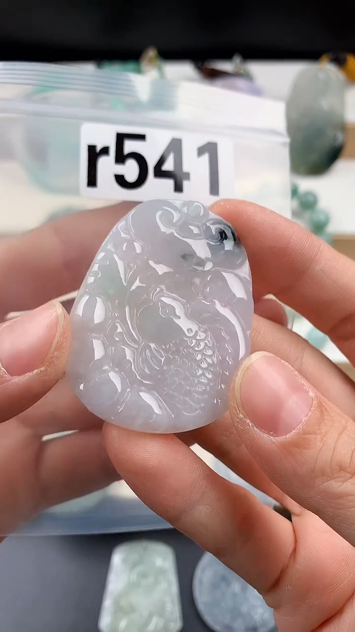 颈饰未镶嵌翡翠天然翡翠吊坠挂件