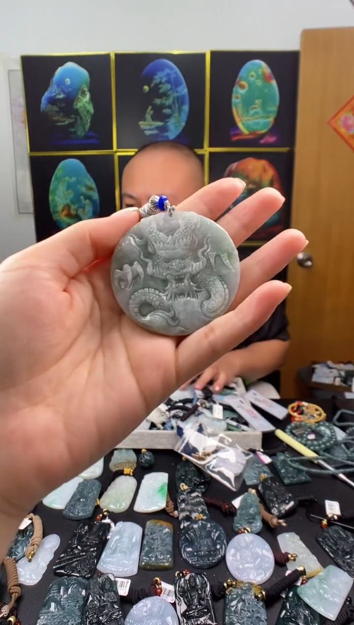 颈饰未镶嵌翡翠多样性发其一