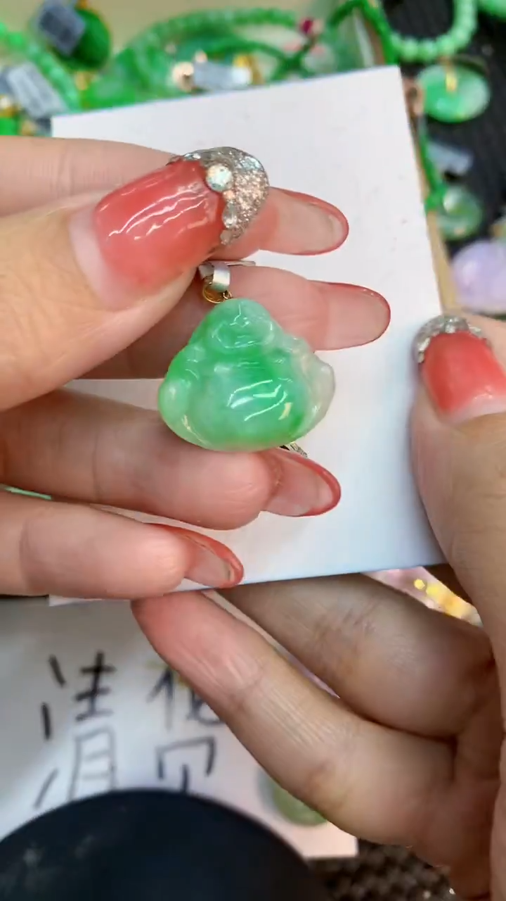 颈饰未镶嵌翡翠1