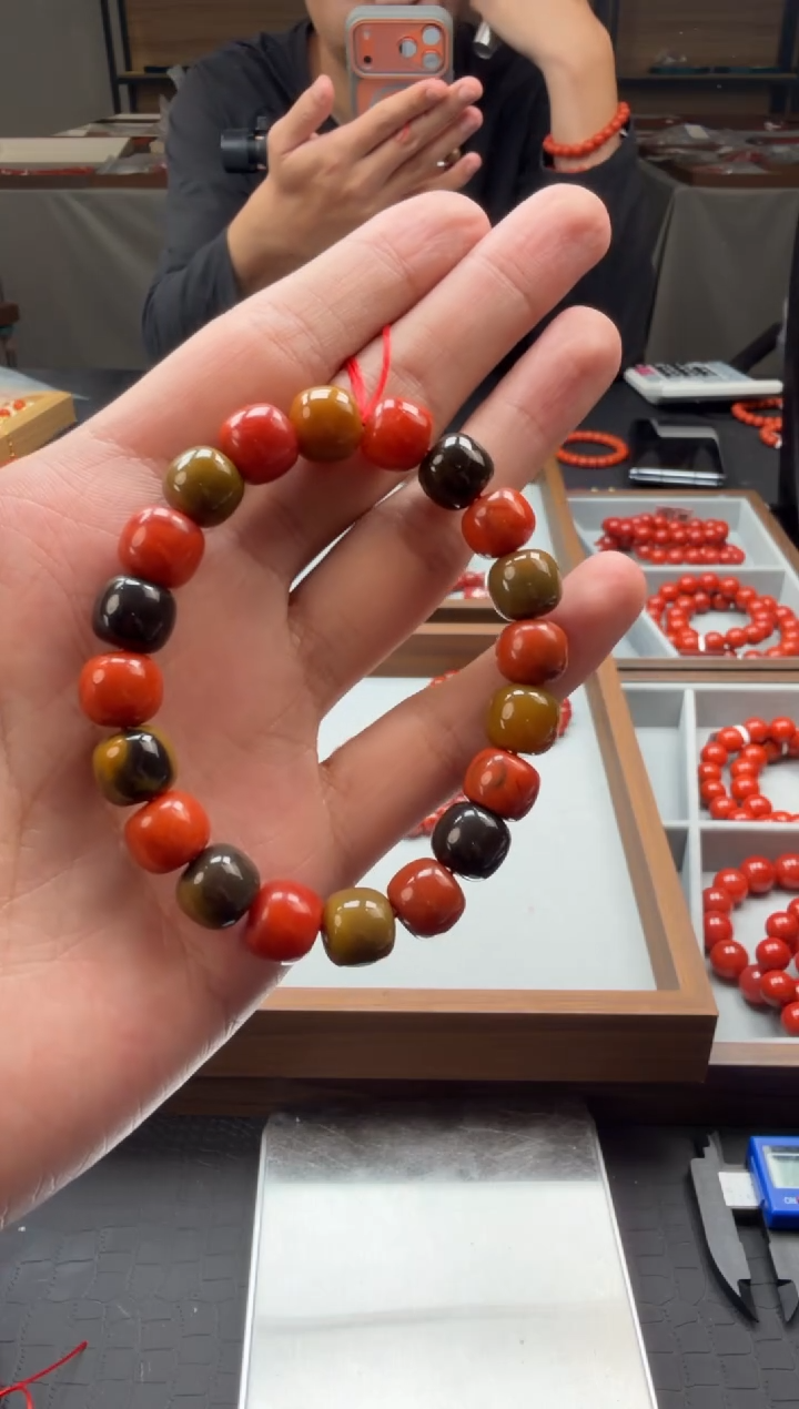 未镶嵌手链南红玛瑙包浆