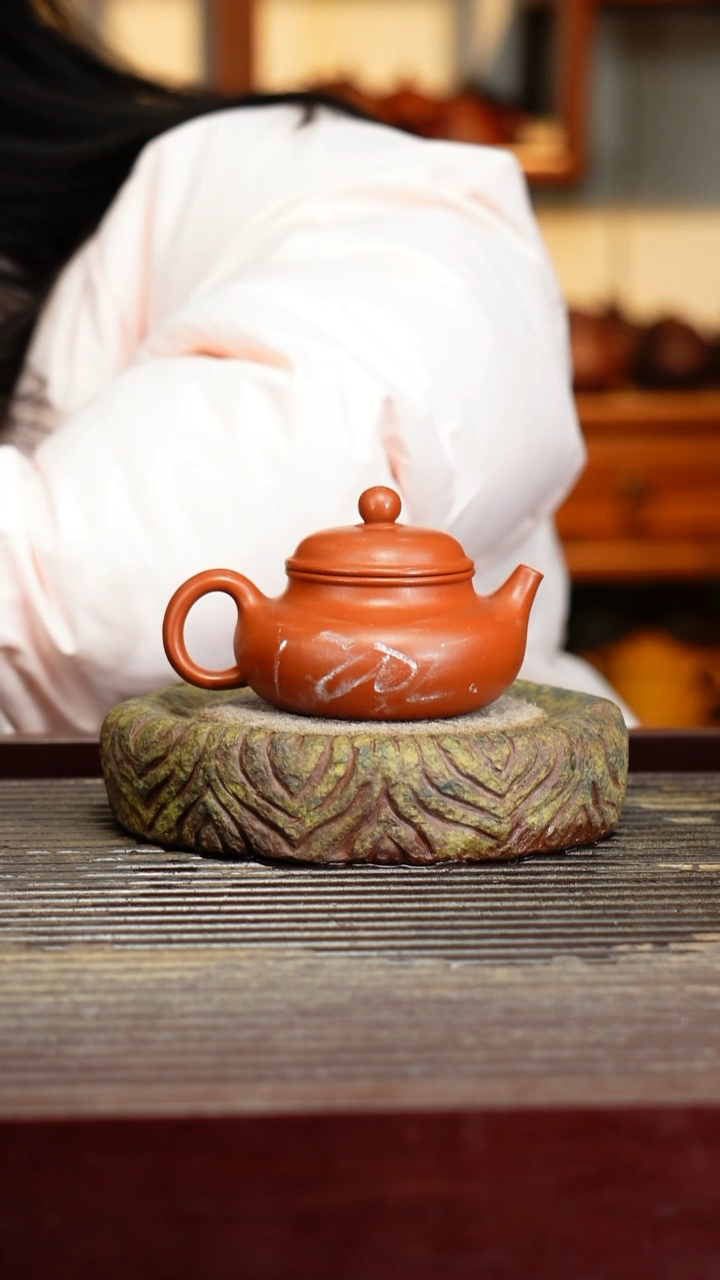 宜兴原矿紫砂壶茶壶宜兴原矿紫砂壶茶壶120C