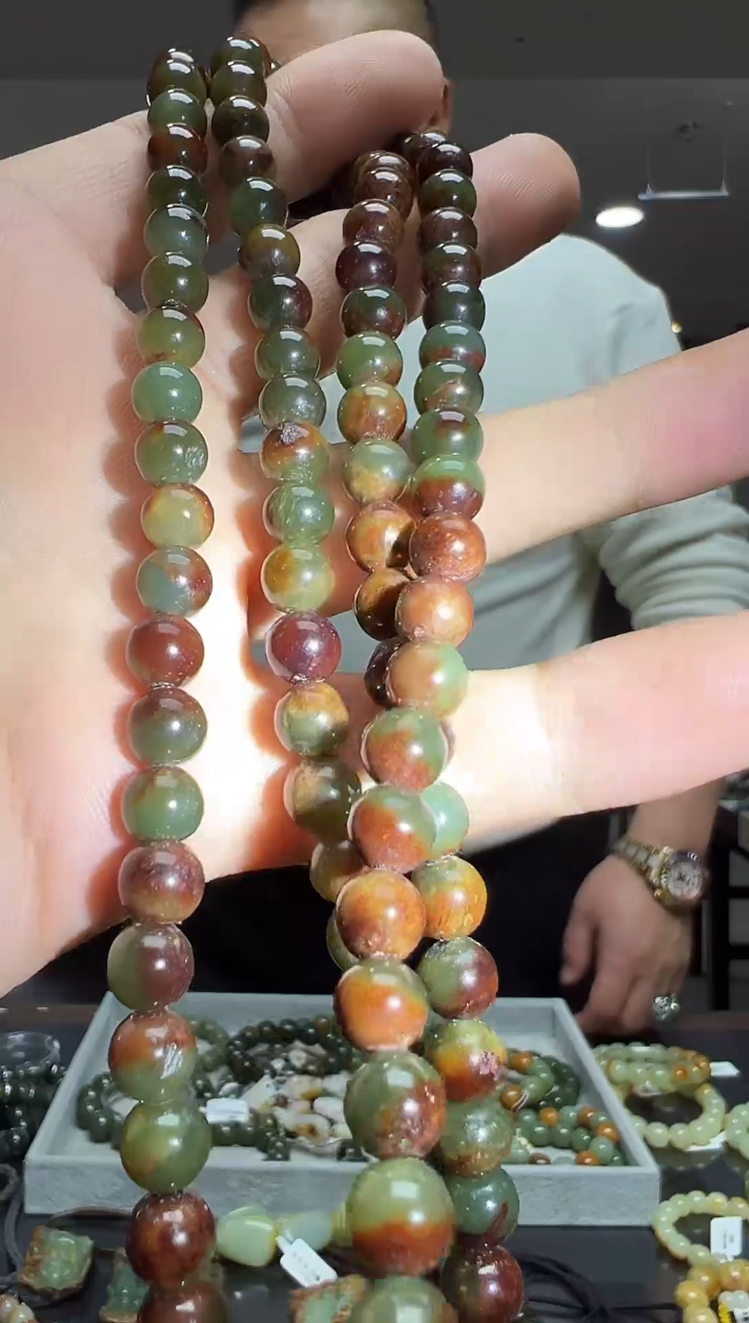 未镶嵌透闪石质玉挂件108粒