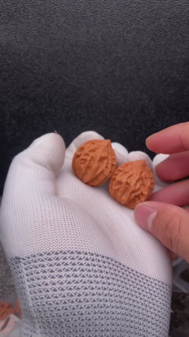 【闪购商品】文玩核桃把件圣火令