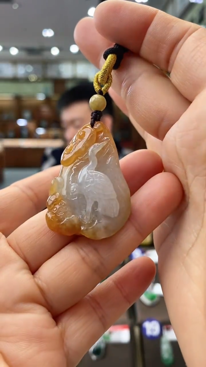 【闪购商品】翡翠颈饰未镶嵌松鹤延年