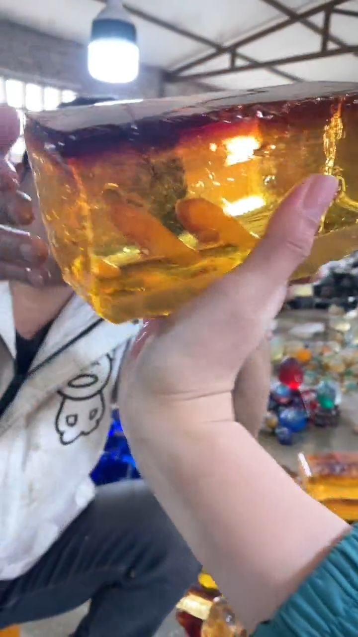 新疆托帕石原石摆件