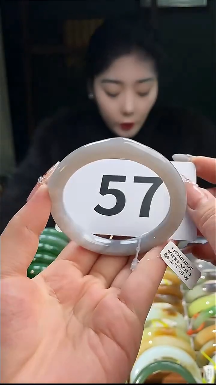 定制和田玉和田玉手镯