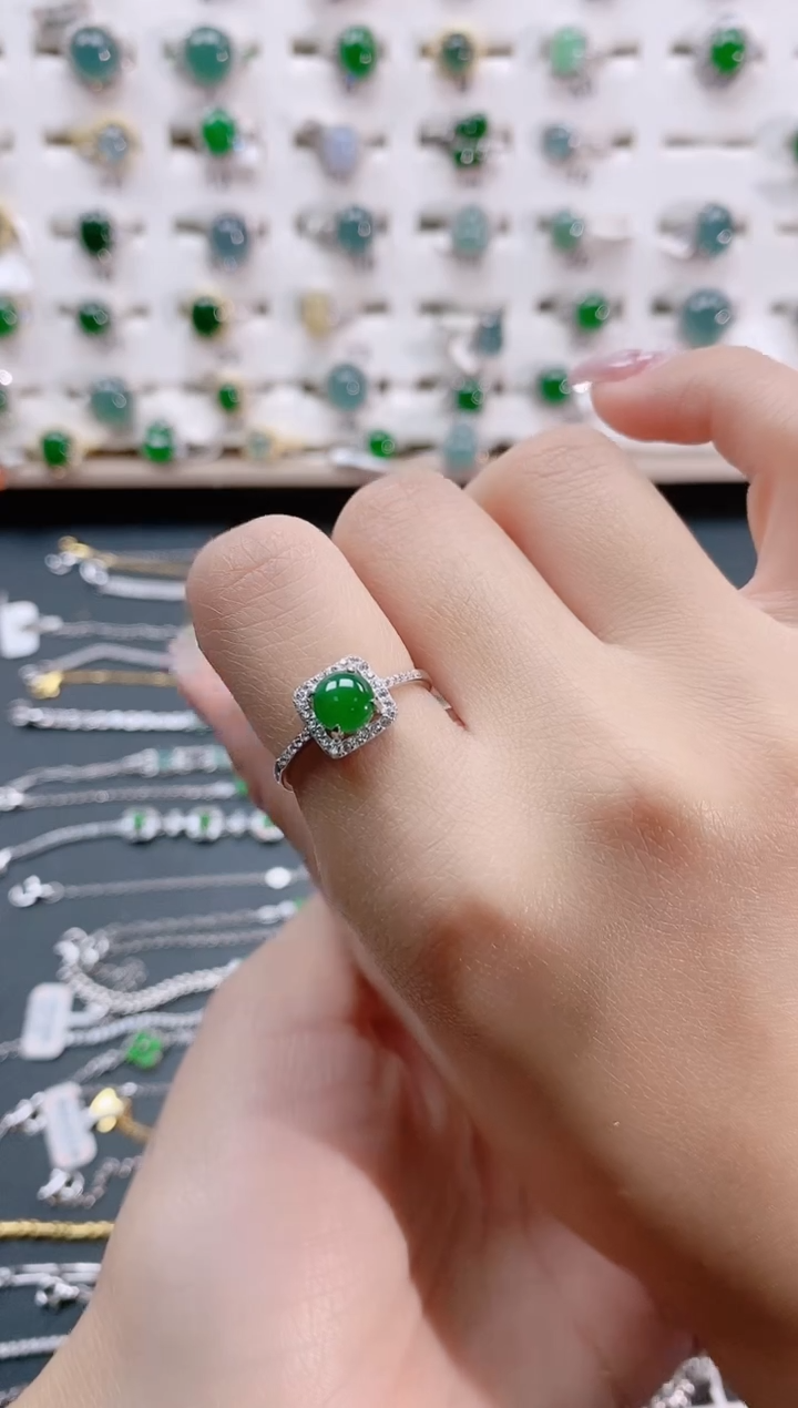 【闪购商品】翡翠戒指银S925镶嵌天然翡翠