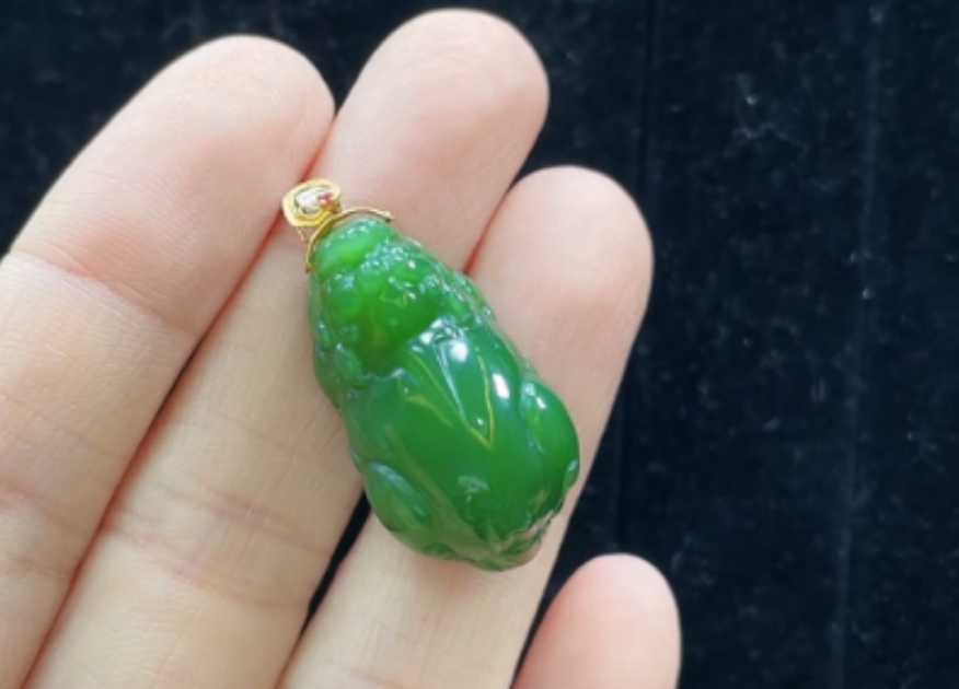 【壹世臻选】天然和田玉吊坠丨貔貅 多样性发一