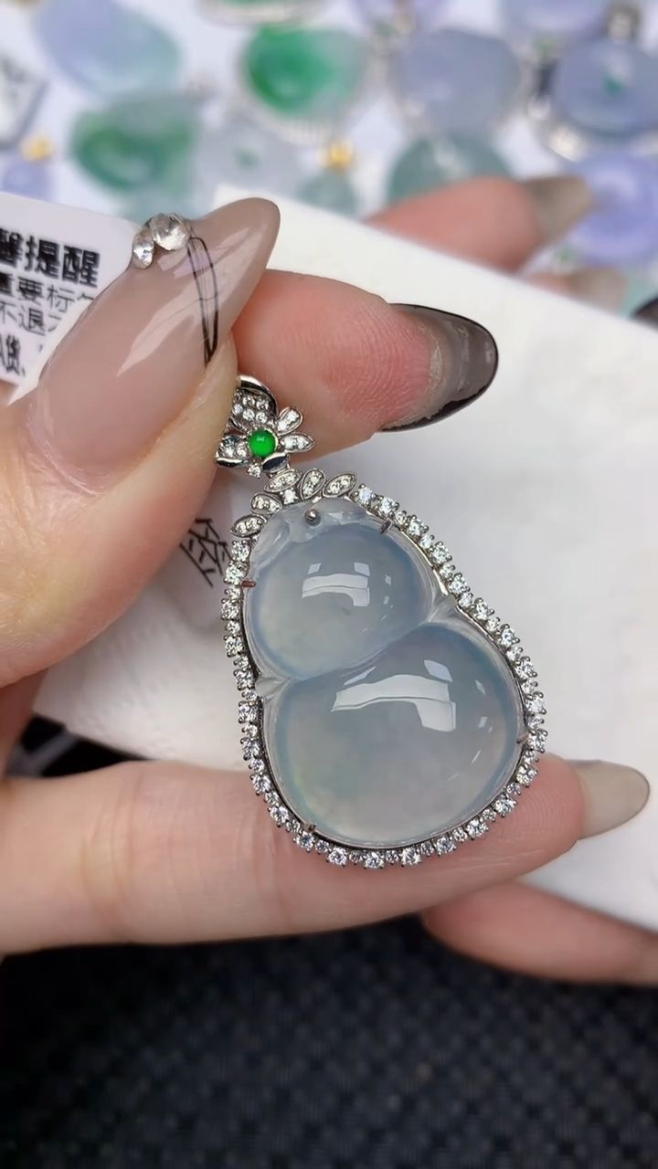 颈饰18K金镶嵌翡翠天然缅甸翡翠a货百元以上9元证书费自理