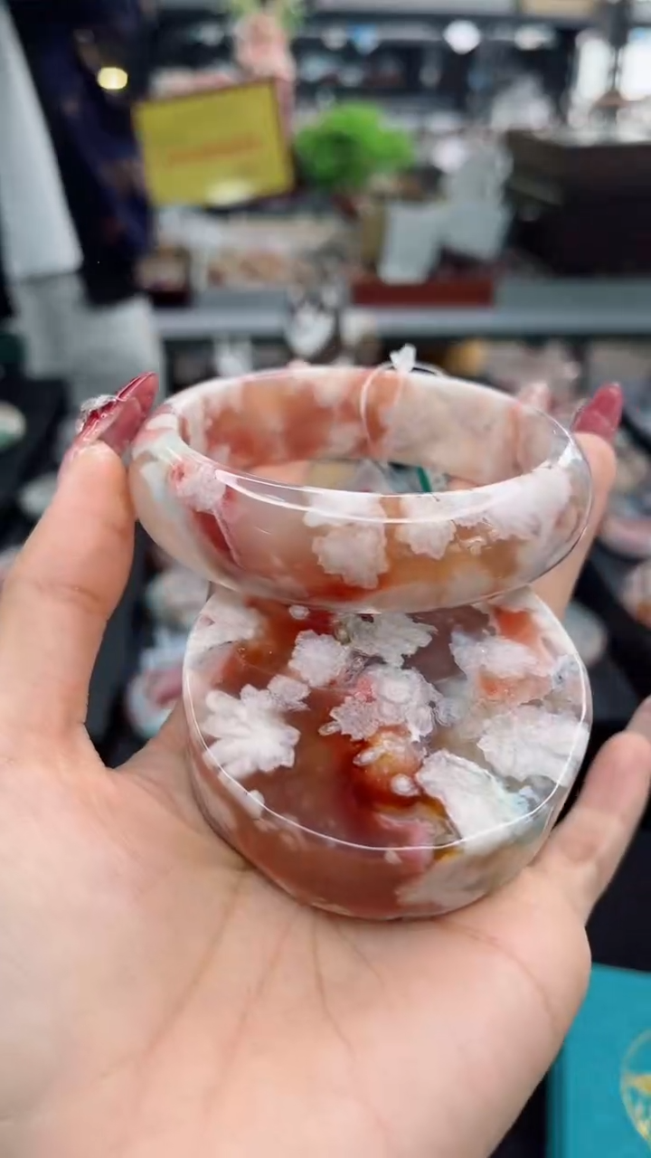 【闪购商品】石英质玉手镯未镶嵌62圈口（赠品镯心）2S970