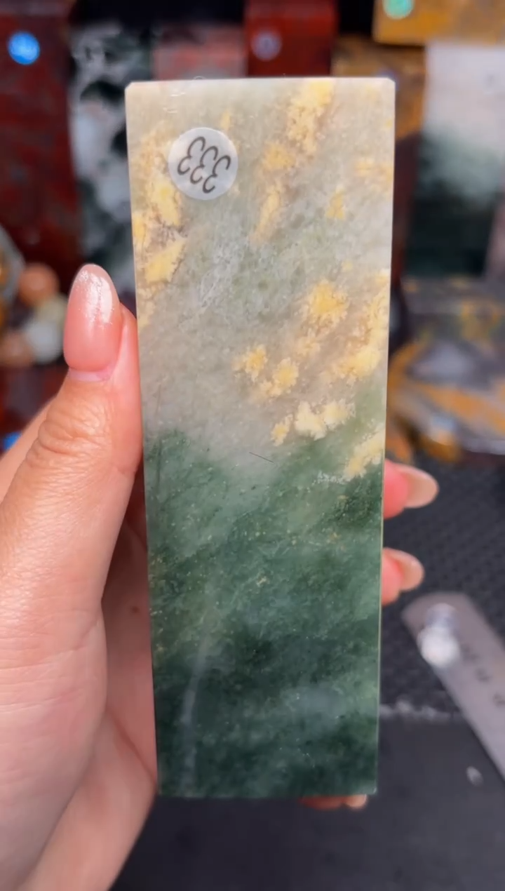 玉 桂林鸡血创意摆件装饰 编号：333