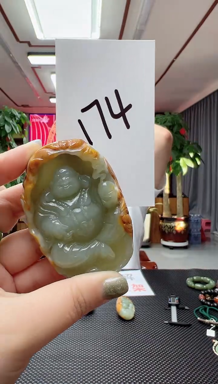 【闪购商品】和田玉把件未镶嵌佛公