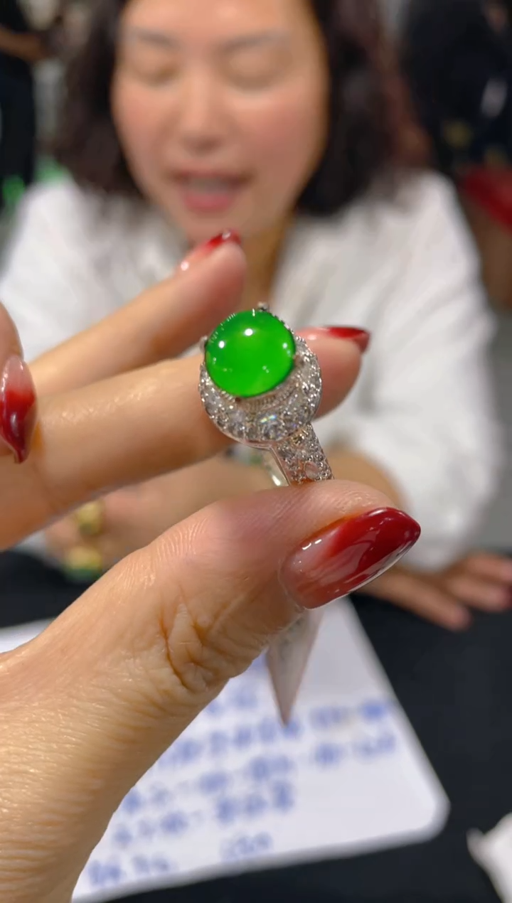 【闪购商品】定制翡翠未镶嵌天然A货翡翠（多样性发货拍一件发件）