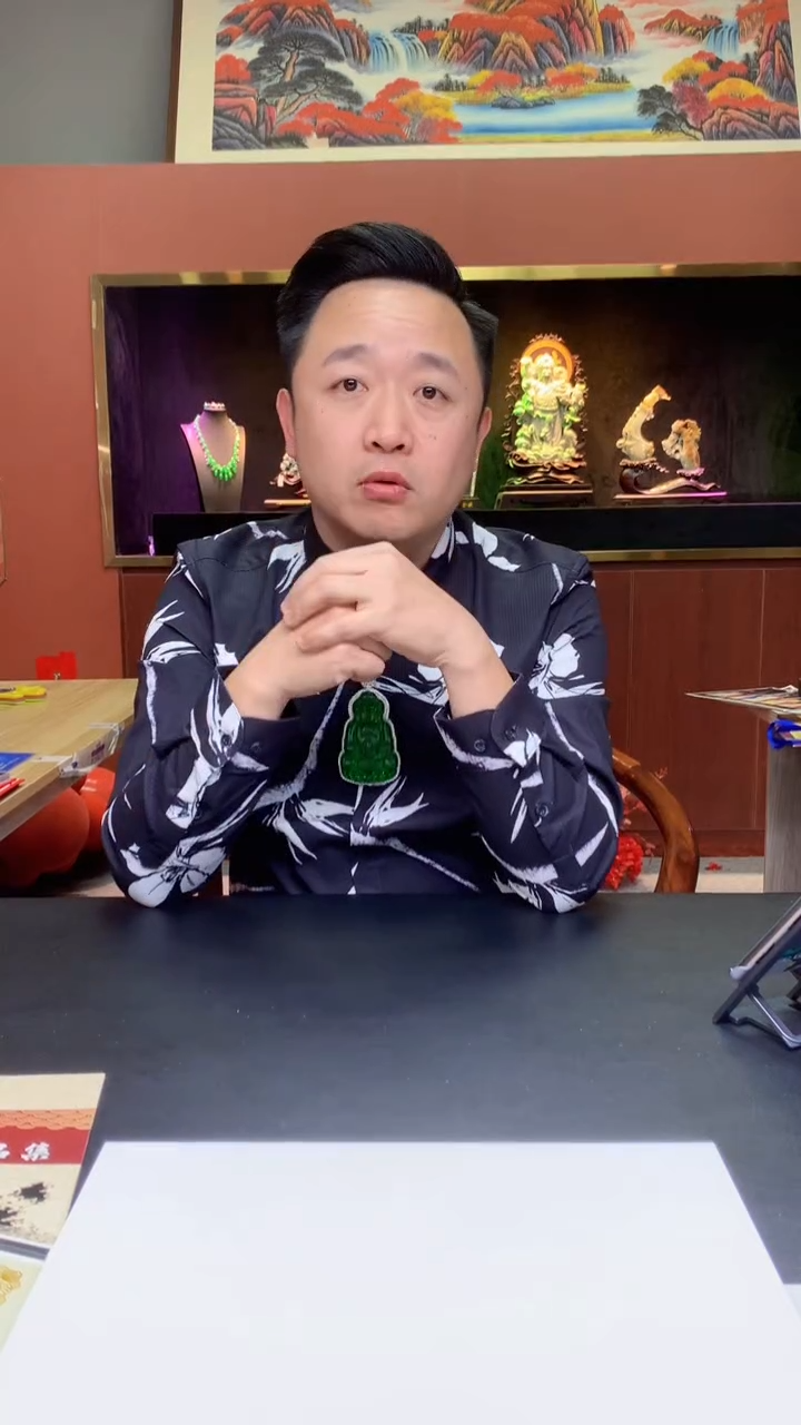 【闪购商品】定制翡翠未镶嵌8037yx-毛货挂件