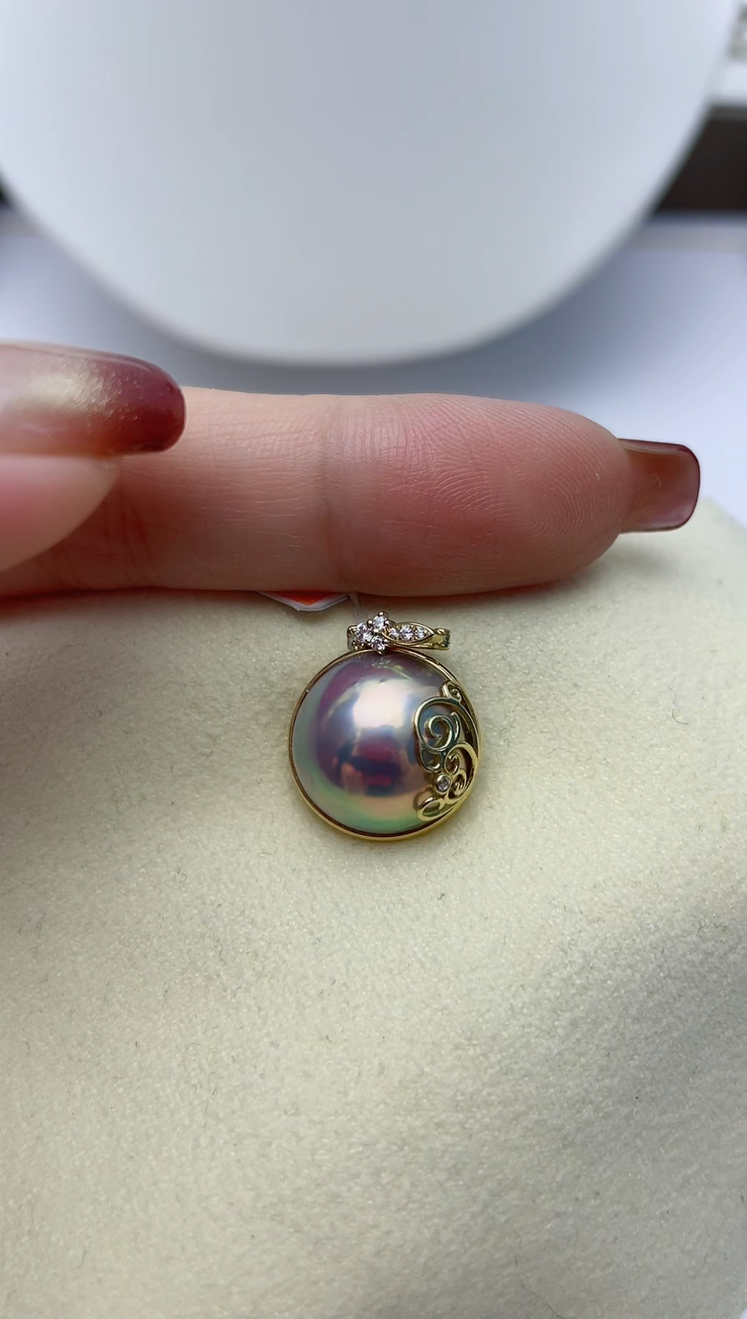 【闪购商品】拼合珍珠（马贝珠）颈饰18K金镶嵌W110