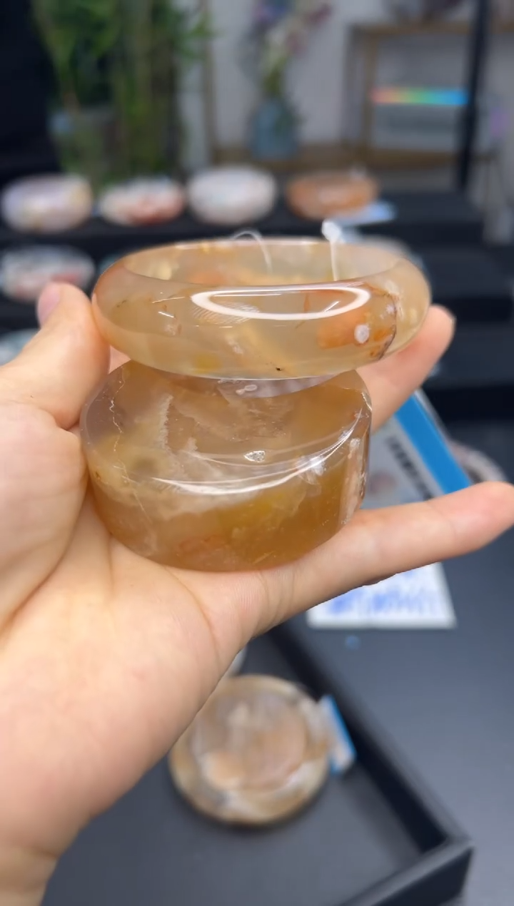 【闪购商品】石英质玉手镯未镶嵌A490(58圈赠送镯心)