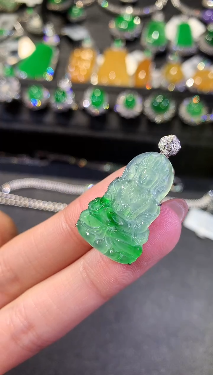 【闪购商品】翡翠吊坠(不含链)18K金镶嵌19-度母