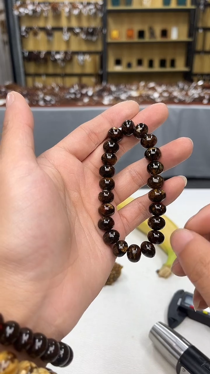 裸石琥珀未镶嵌抚顺琥珀11+黑花多样性发其一