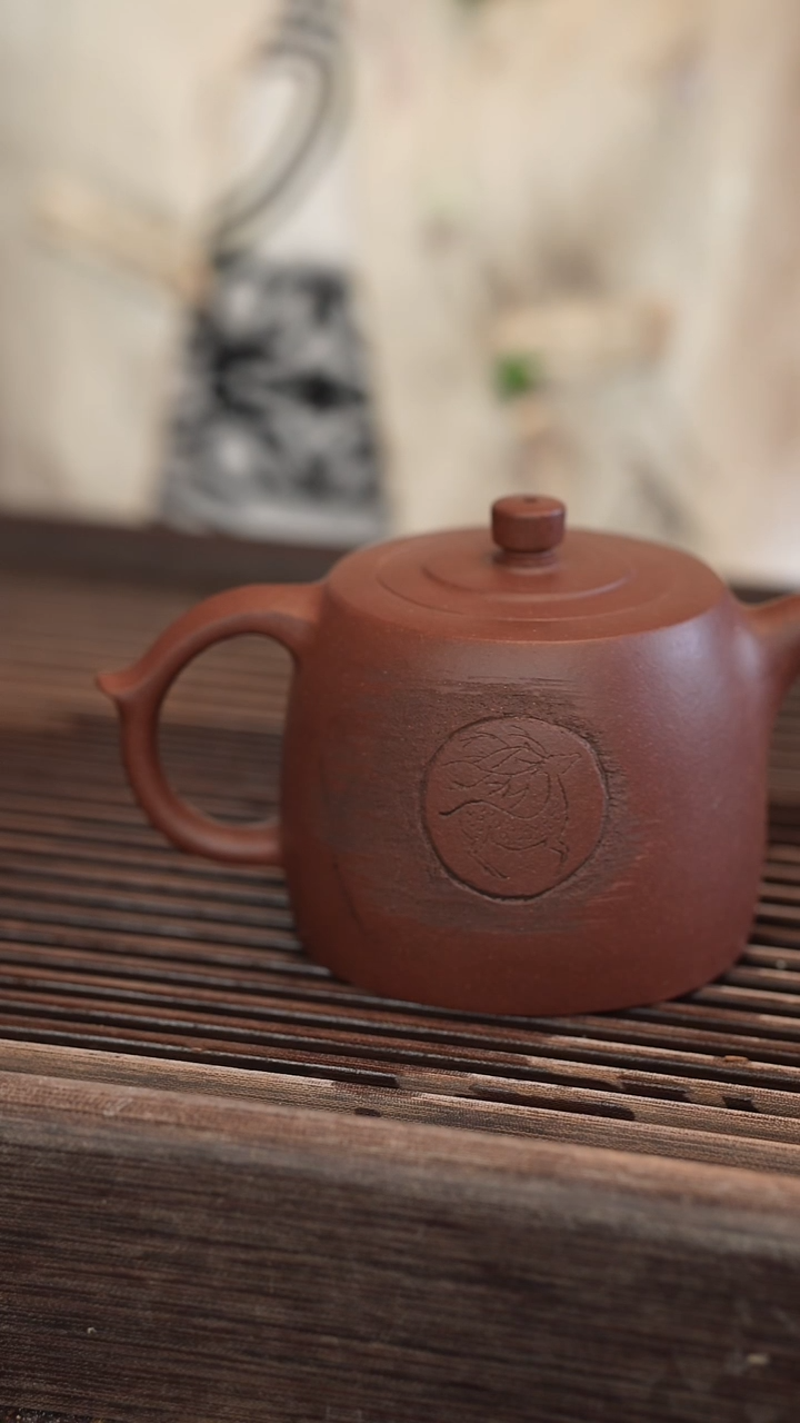 茶壶紫砂井栏 半手工 雕刻 210cc