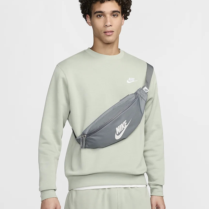 Nike耐克男子运动休闲包便携腰包休闲单肩包DB0490084