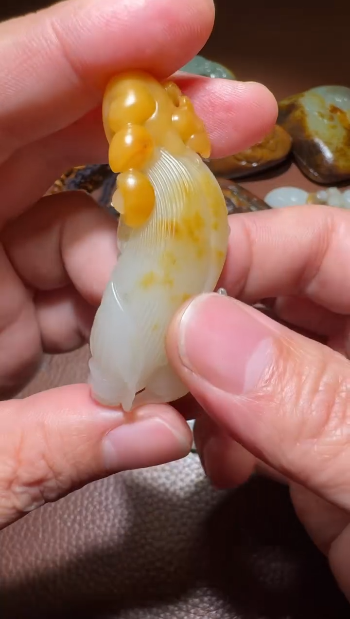 未镶嵌和田玉挂件和田玉