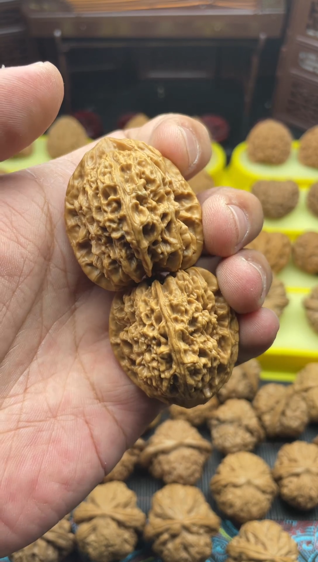 【闪购商品】文玩核桃把件37高脚南疆