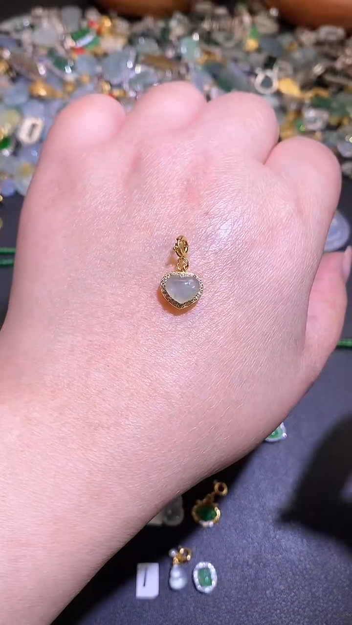 【闪购商品】翡翠吊坠(不含链)银S925镶嵌1
