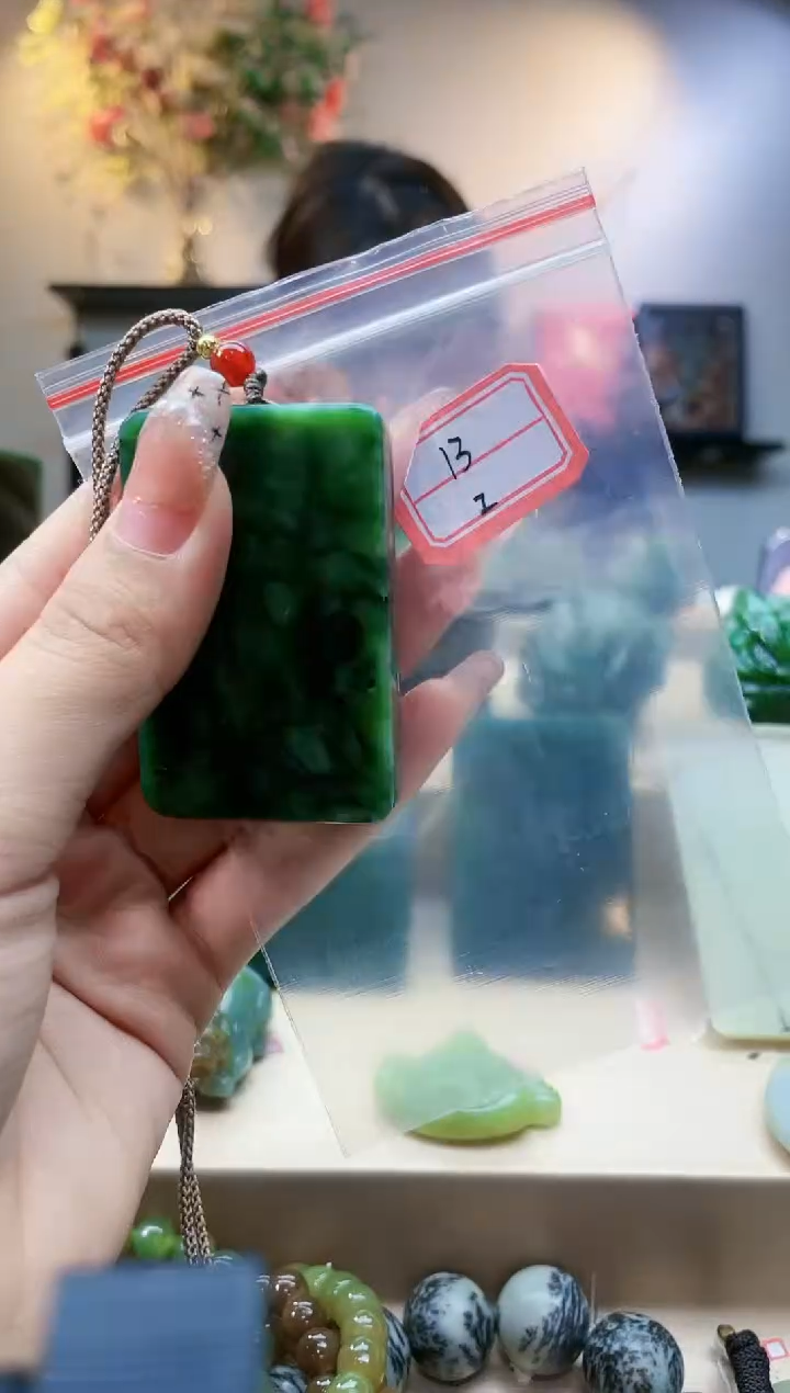 【闪购商品】和田玉挂件未镶嵌1