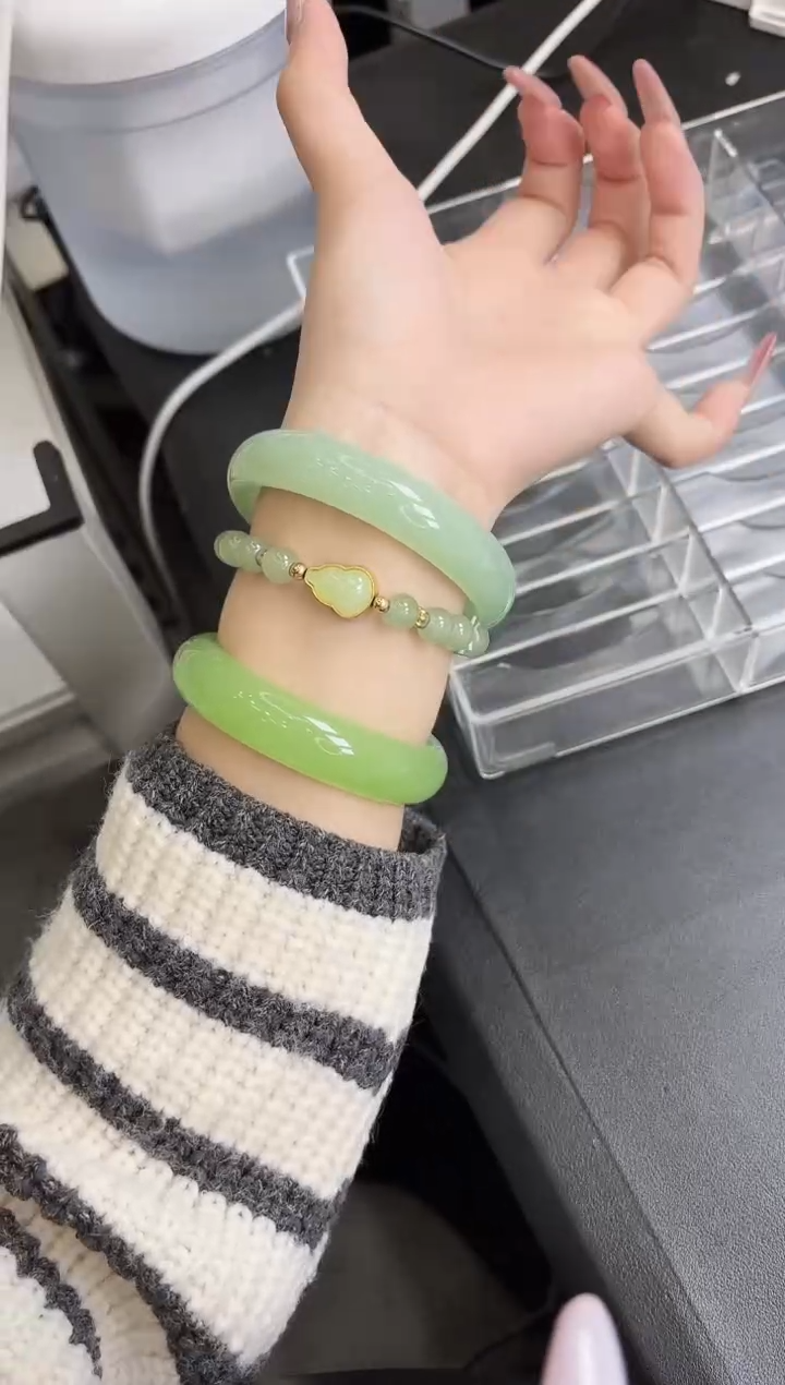 东凌女款手镯207/59.3